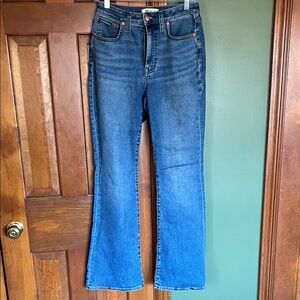 Madewell Flare Women's Jeans in Deep Blue